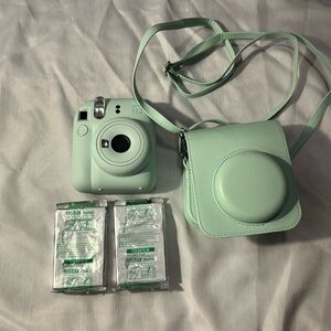 Fujifilm Instax Mini Mint Green Instant Camera Bundle